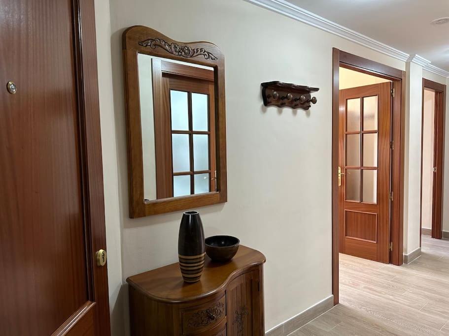Piso En Linares Zona Centro Con Parking Gratis Apartment Ngoại thất bức ảnh